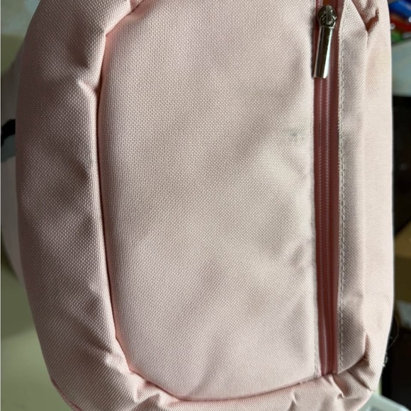 Pink Backpack cooler - Picture 3 of 5